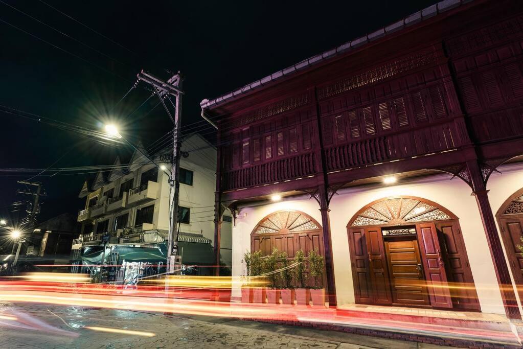 Treetop - Fong Lee Cc Lampang Walking Street Buitenkant foto